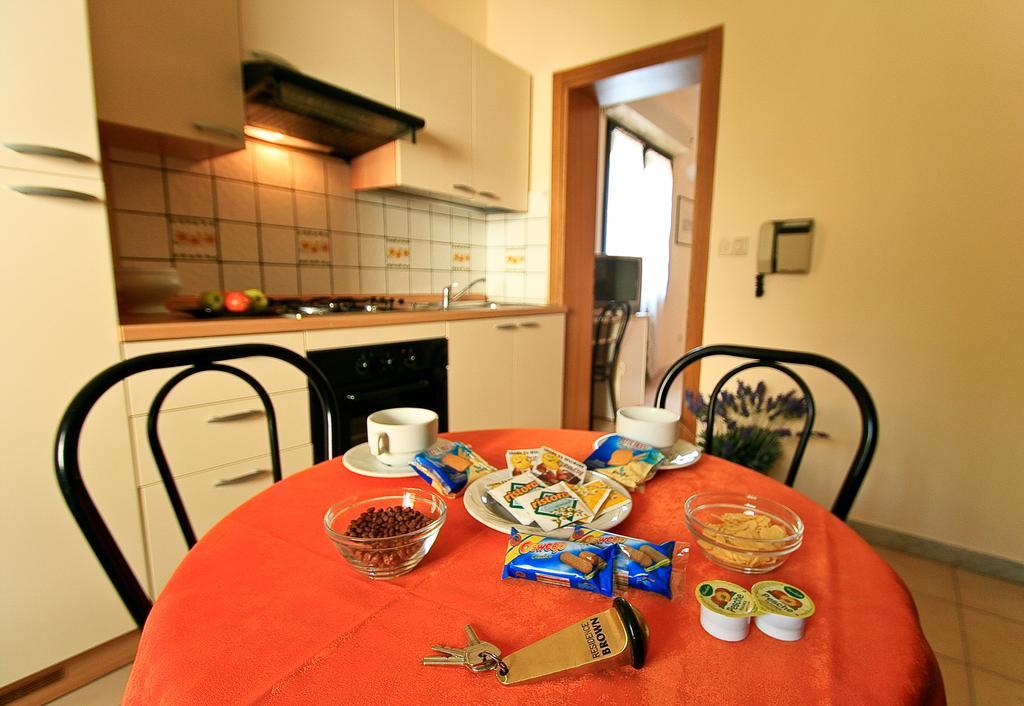 Residence Brown Римини Екстериор снимка